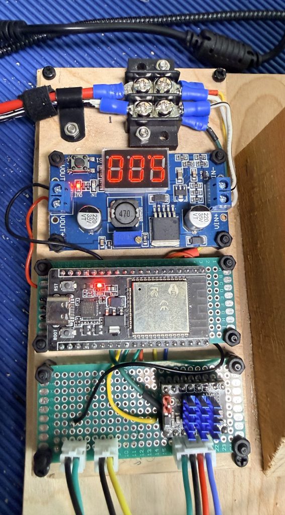 Electronics Bay