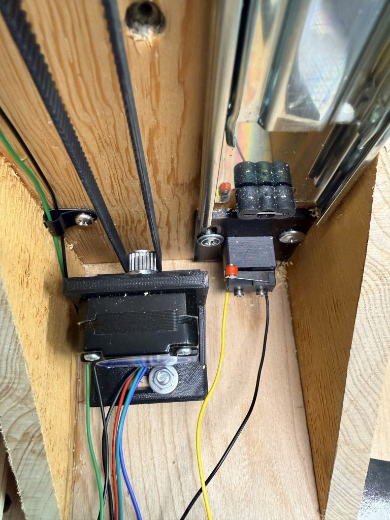 Motor with mount